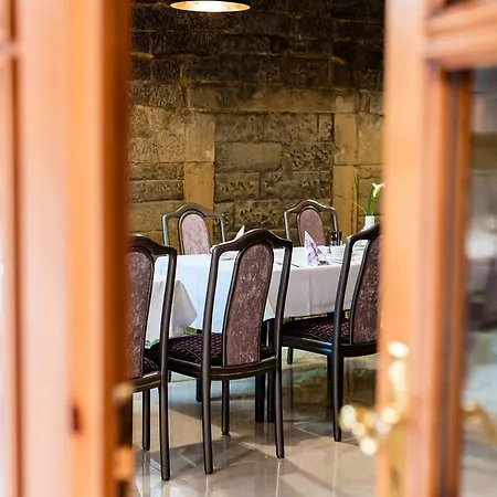 Hotel Adler